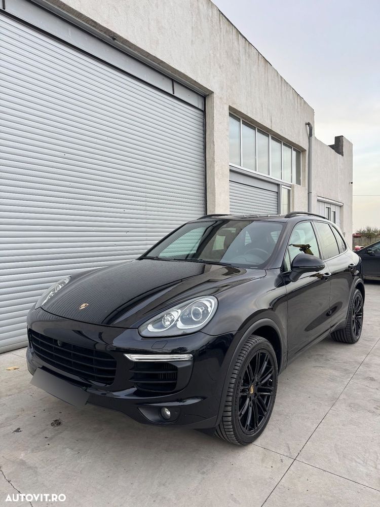Porsche Cayenne 3.0 L - 2