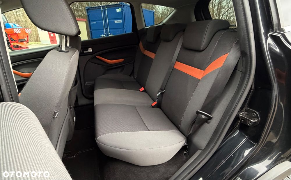 Ford Kuga 2.0 TDCi 4x4 Titanium - 26