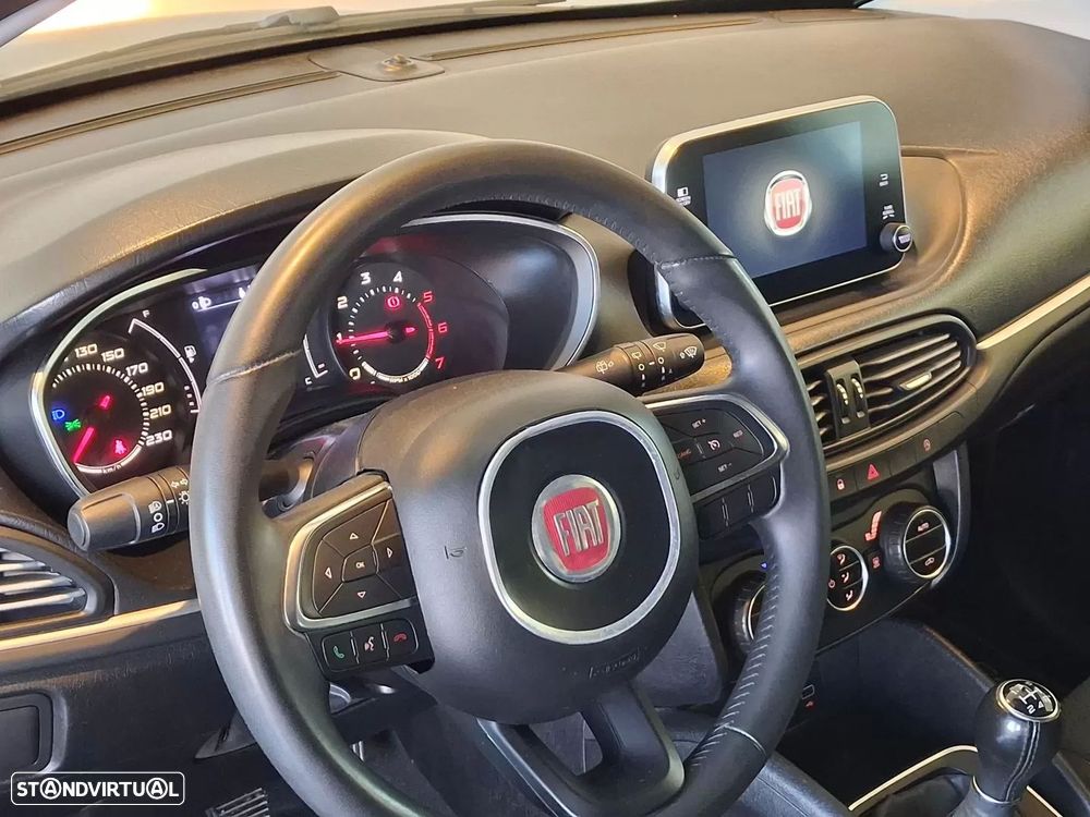 Fiat Tipo Station Wagon 1.3 M-Jet Lounge J17 - 16