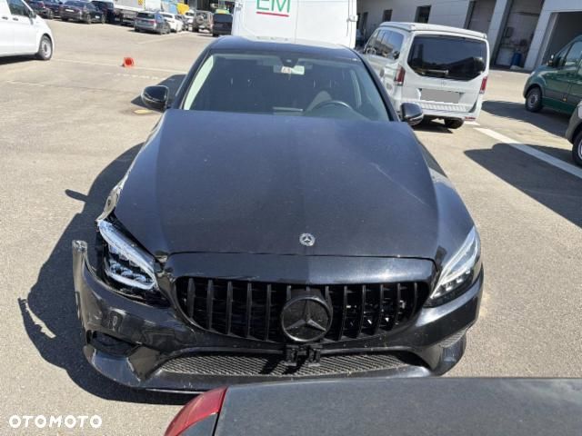 Mercedes-Benz Klasa C 180 d 9G-TRONIC Avantgarde - 16