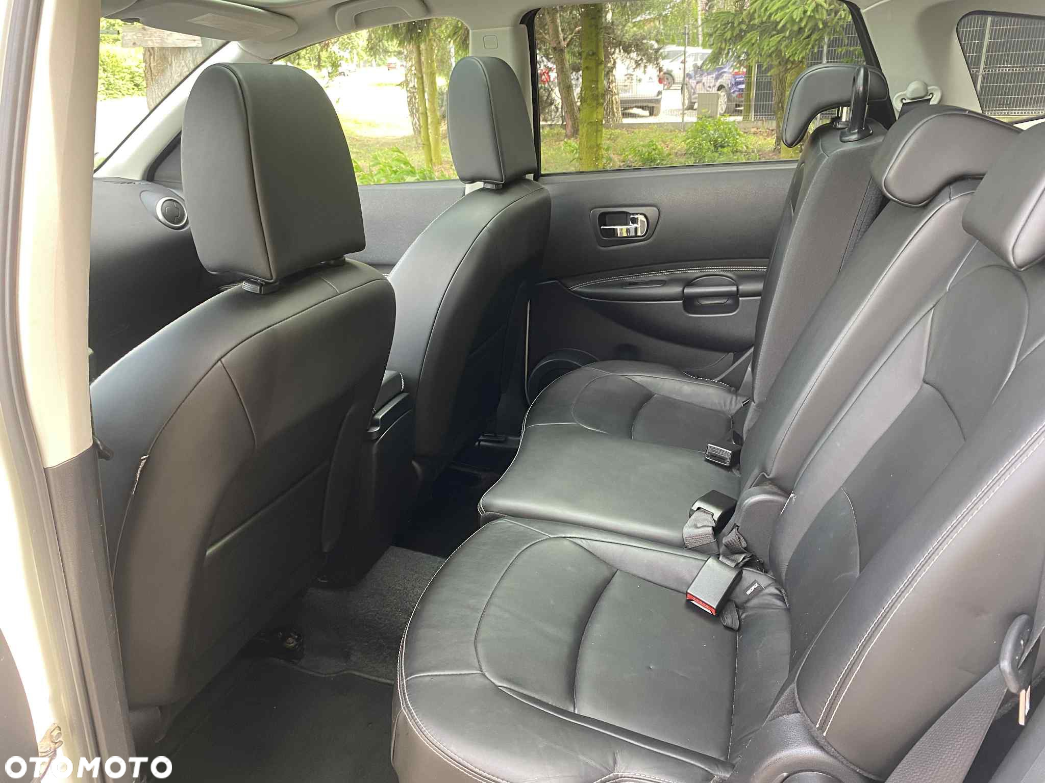 Nissan Qashqai+2 - 20
