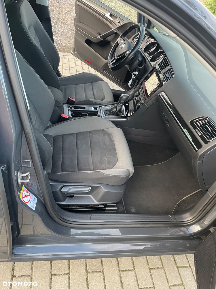 Volkswagen Golf Variant 2.0 TDI BlueMotion Technology DSG Highline - 9