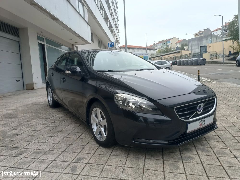 Volvo V40 1.6 D2 Momentum - 2
