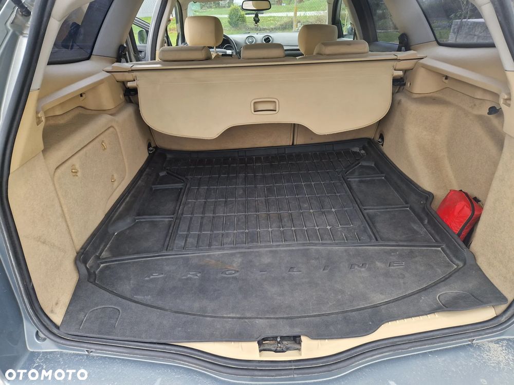 Ford Mondeo 2.0 Ghia X - 10