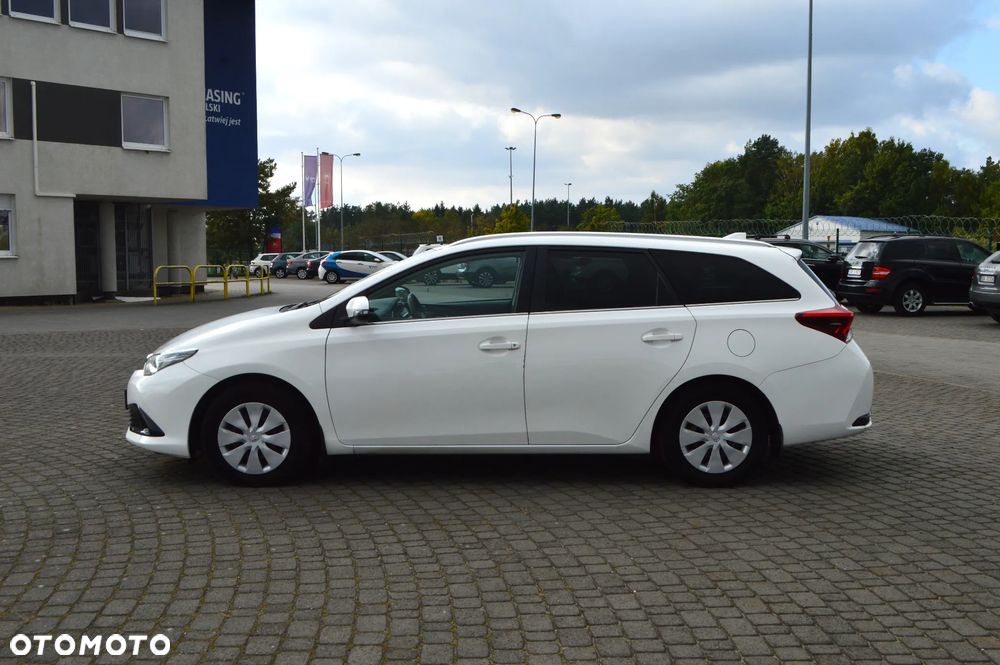 Toyota Auris 1.8 HSD Luna - 7