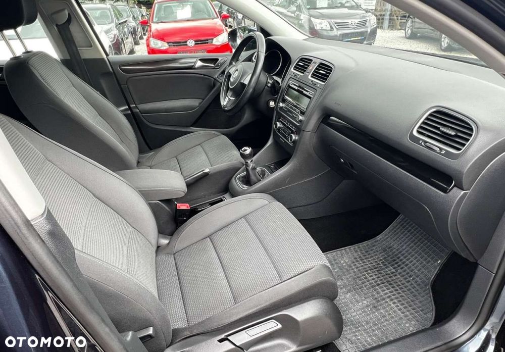 Volkswagen Golf - 9