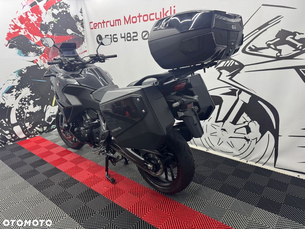 Honda NT - 6