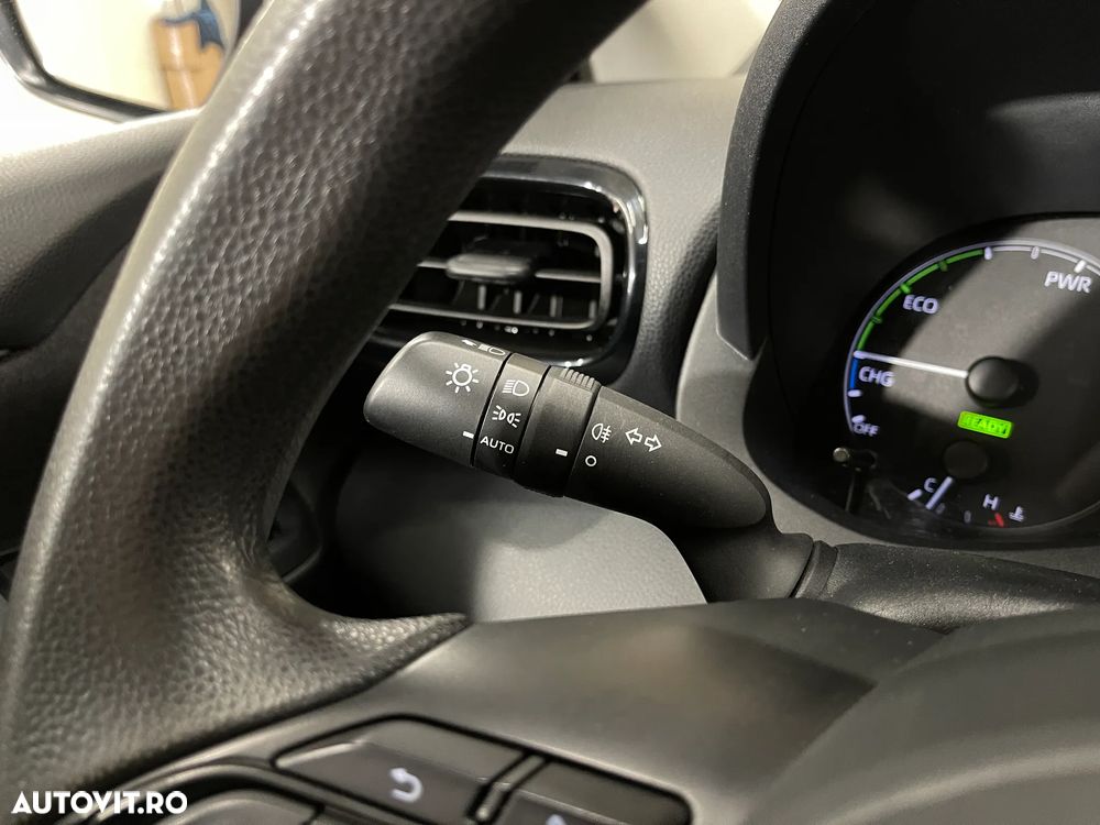 Toyota Yaris 1.5 VVT-i HSD Exclusive Style - 19