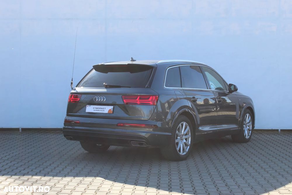 Audi Q7 - 5