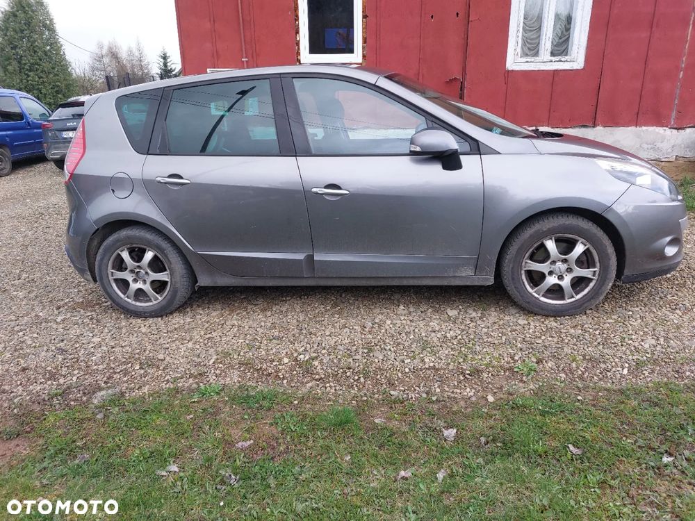 Renault Scenic - 4