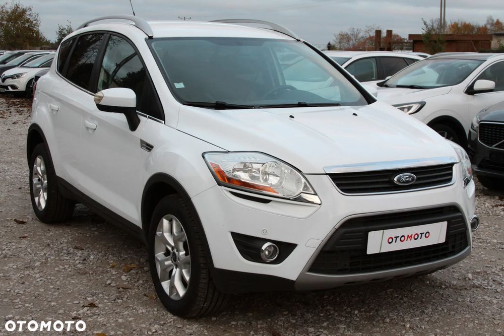 Ford Kuga 2.0 TDCi 2x4 Titanium - 2