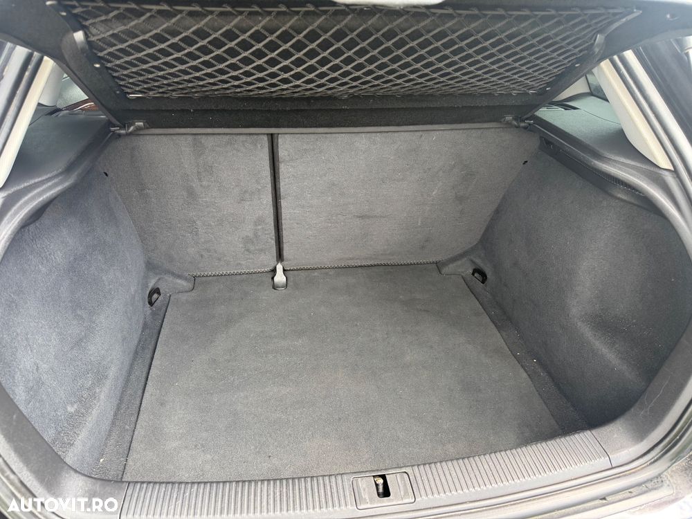 Audi A3 Sportback 2.0 TDI Ambiente - 22