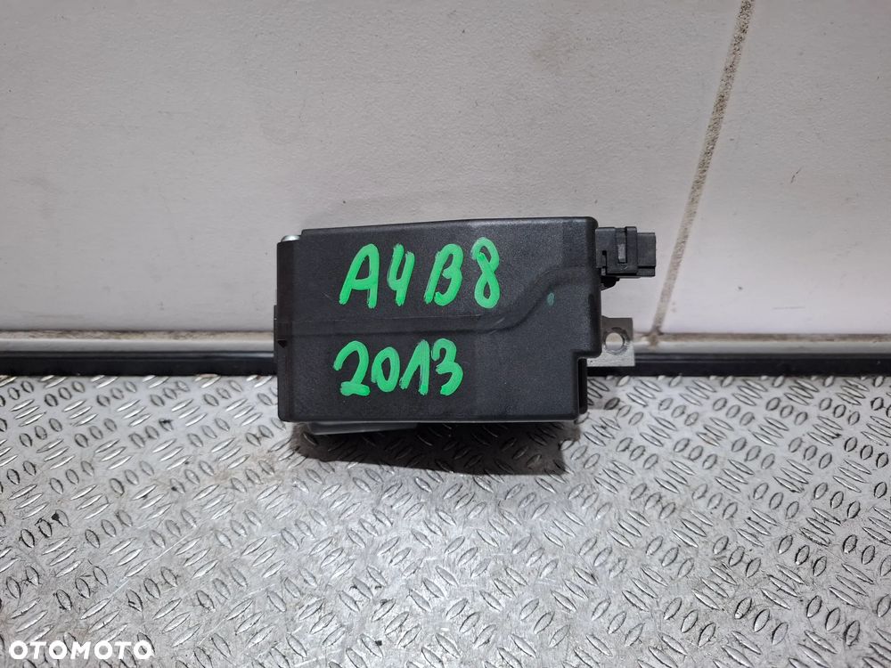 Rygiel blokada kierownicy Audi A4 B8 2013 rok nr 8K0905852E - 1