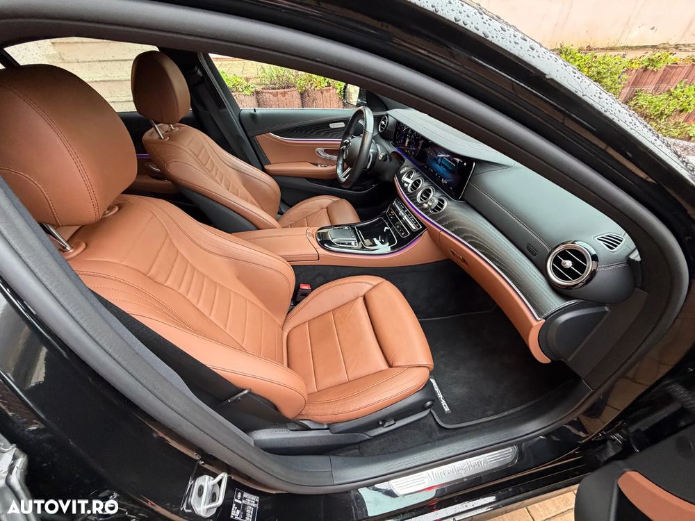 Mercedes-Benz E 300 de Aut. - 25