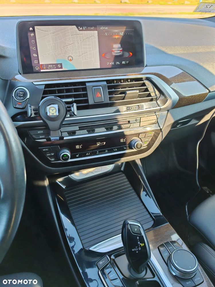 BMW X3 xDrive28i xLine - 9