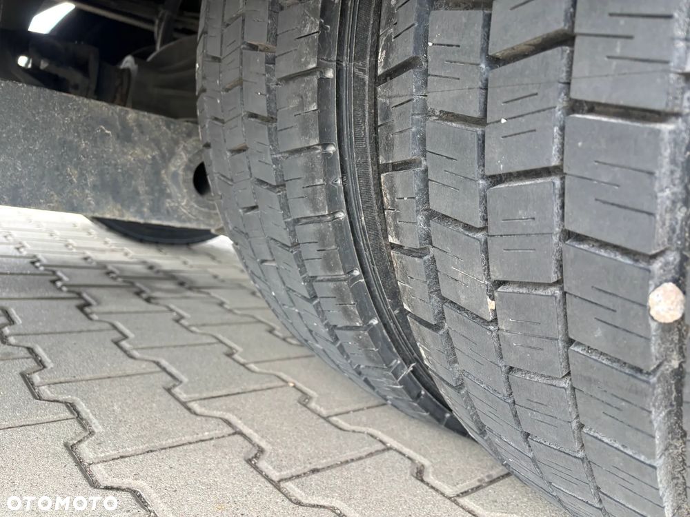 Mercedes-Benz ATEGO 1524  EURO 6 (1527, 1530) kontener z windą , kabina przeedłużana  z łóżkiem składanym, kurierka, paletówka, - 13