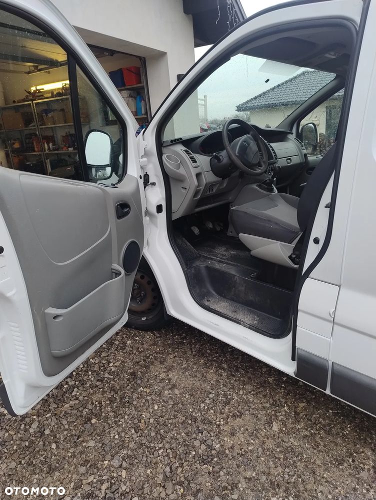 Renault trafic - 6