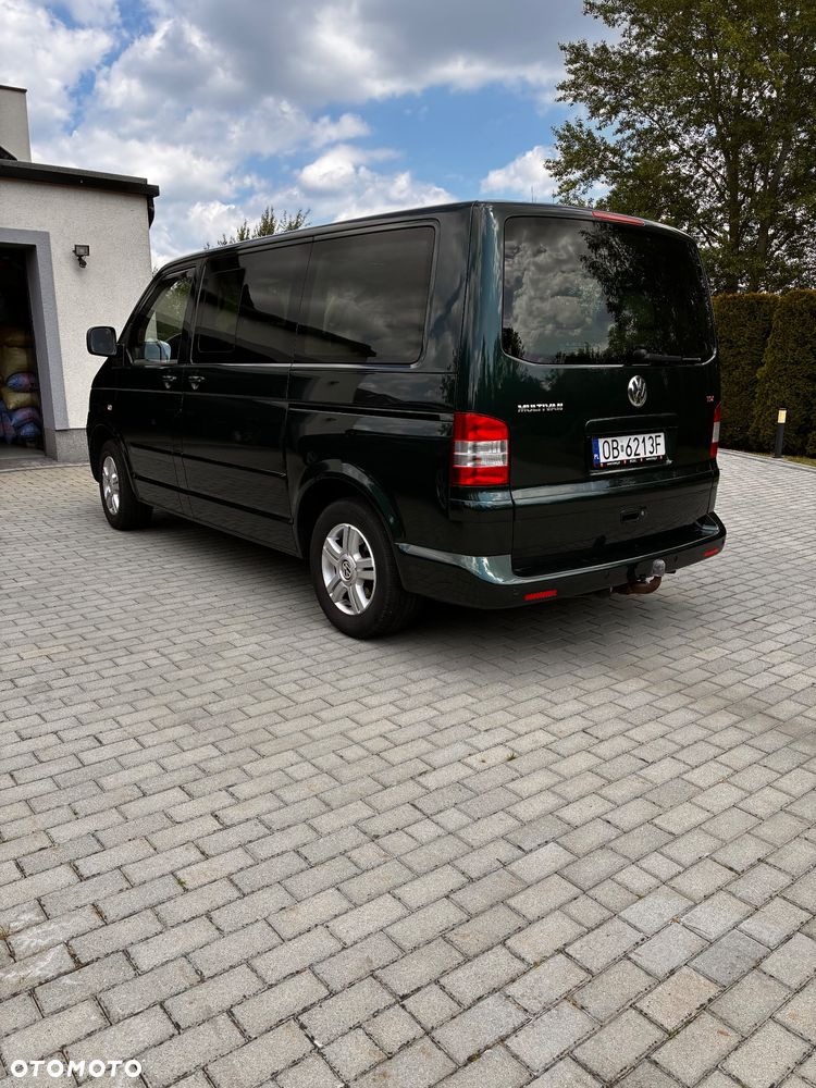 Volkswagen Multivan - 5