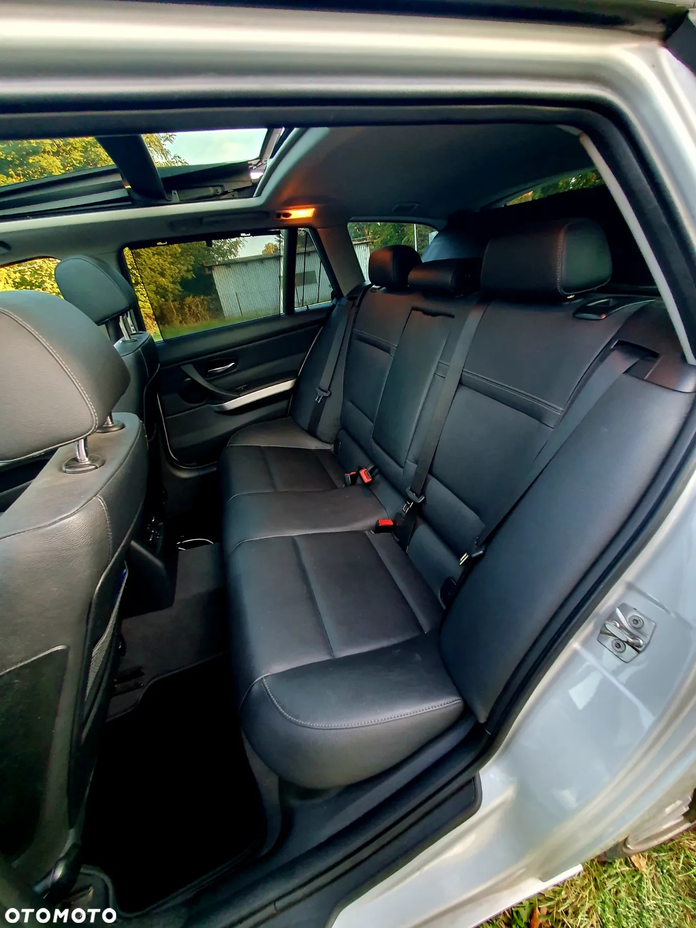 BMW Seria 3 318i - 33