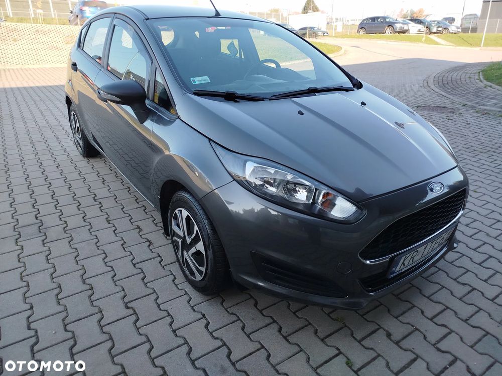 Ford Fiesta 1.25 Ambiente - 2