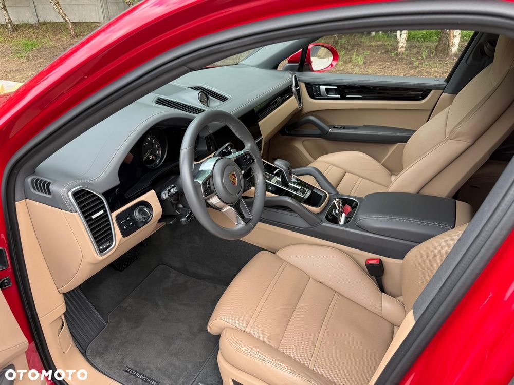 Porsche Cayenne - 5