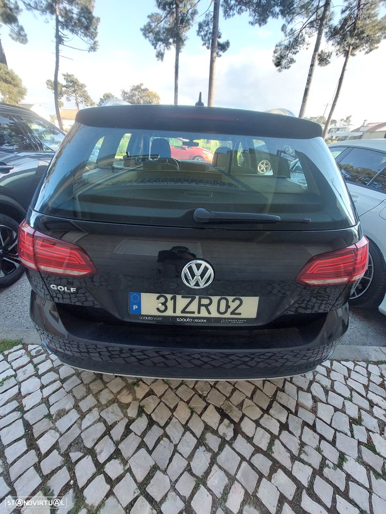 VW Golf Variant 1.6 TDi Confortline DSG - 4