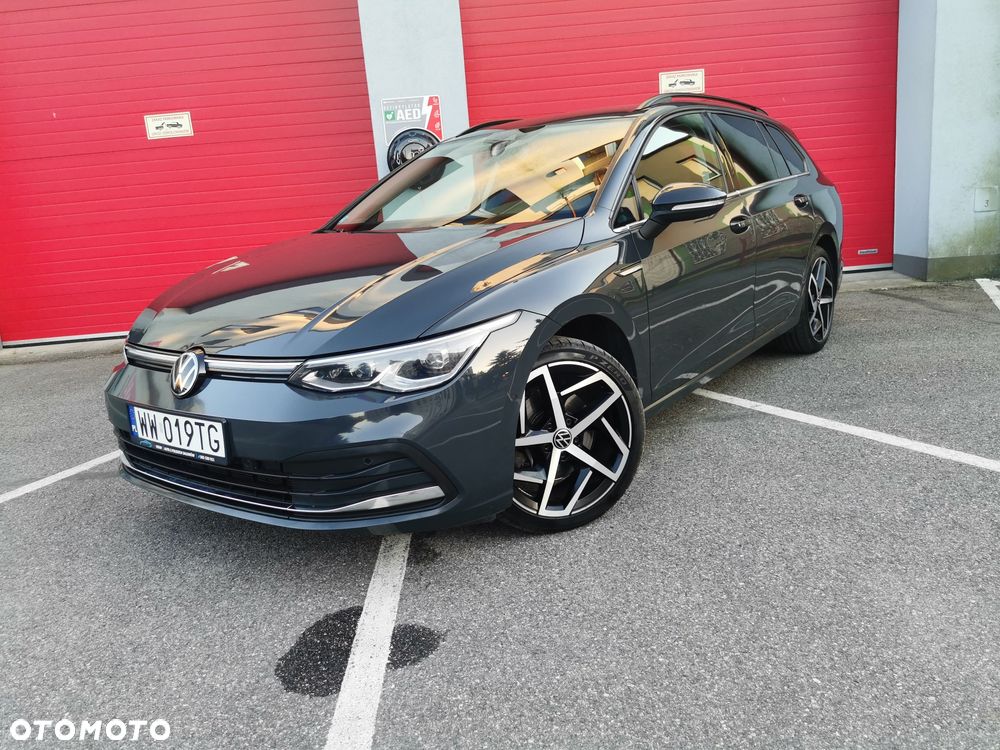 Volkswagen Golf - 1