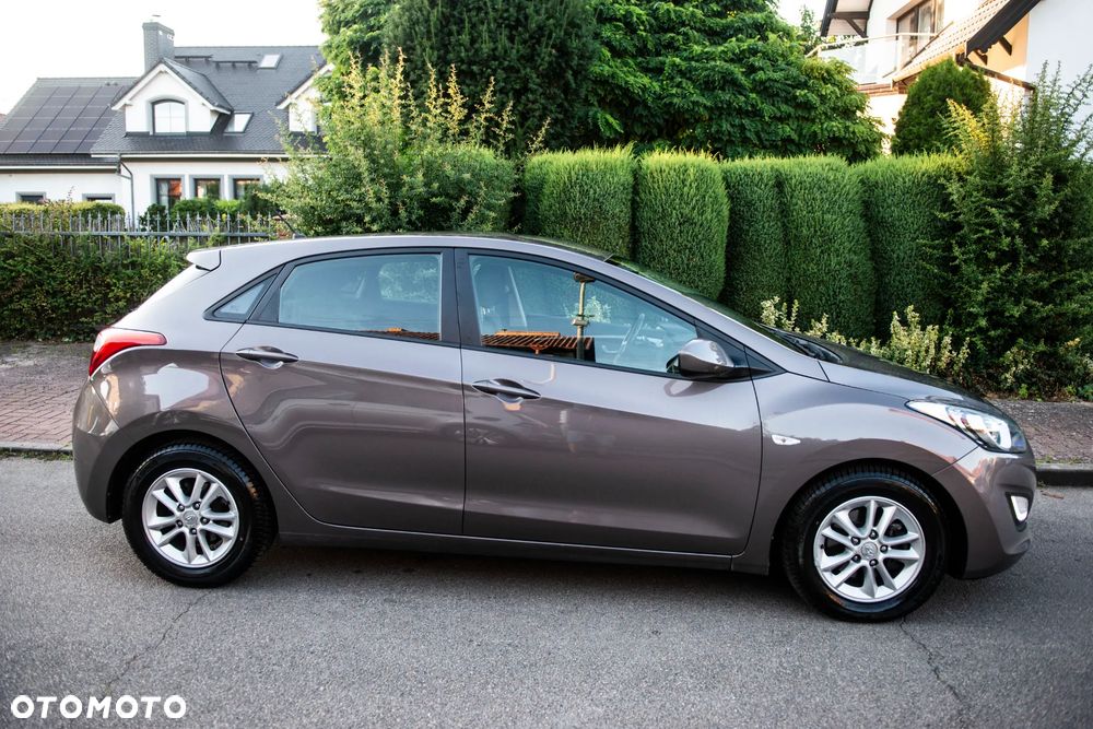 Hyundai i30 1.4 Comfort - 4