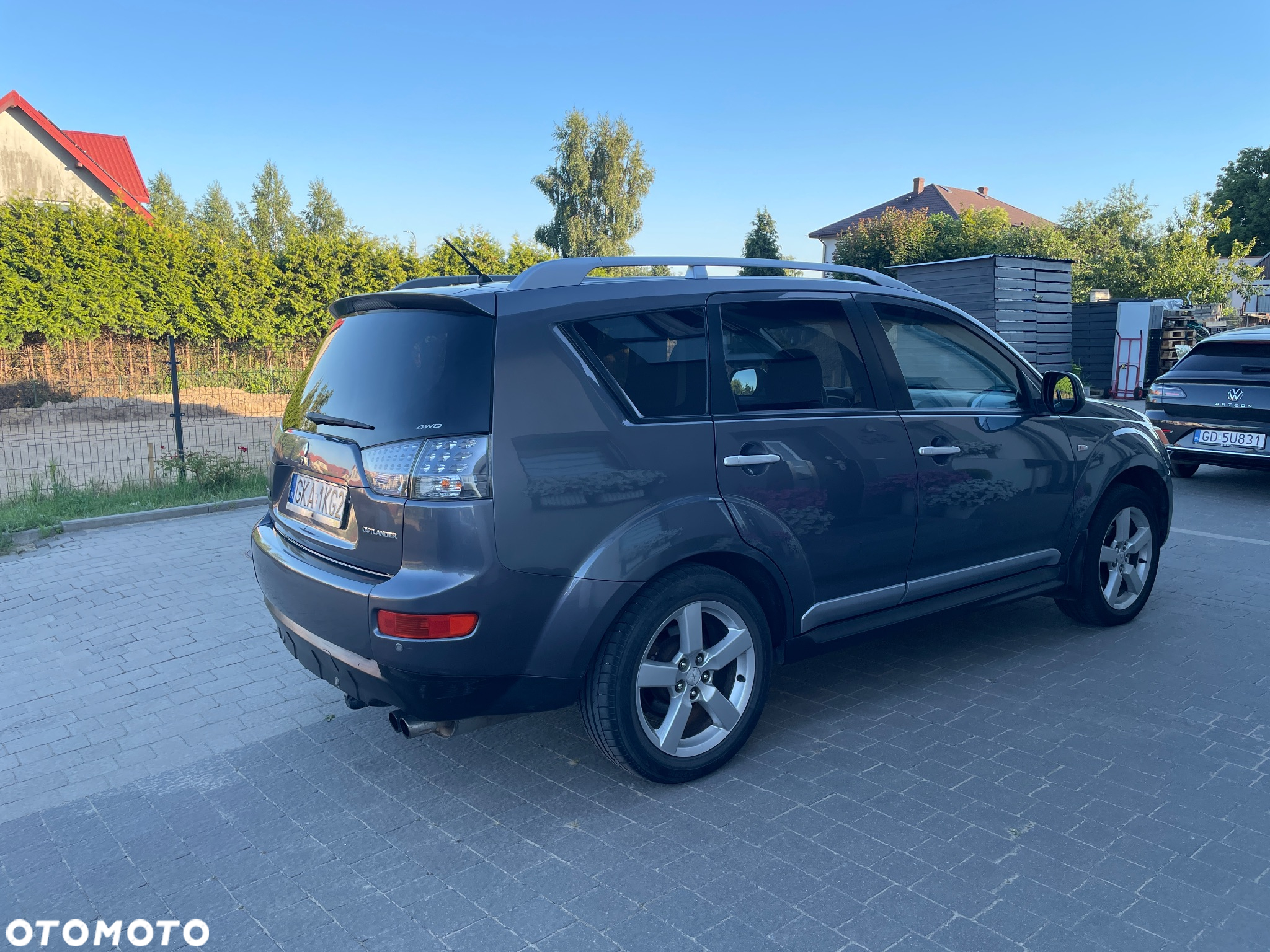 Mitsubishi Outlander - 6
