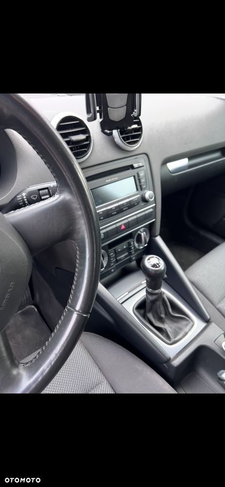 Audi A3 3-drzwiowe 1.6 Ambition - 9