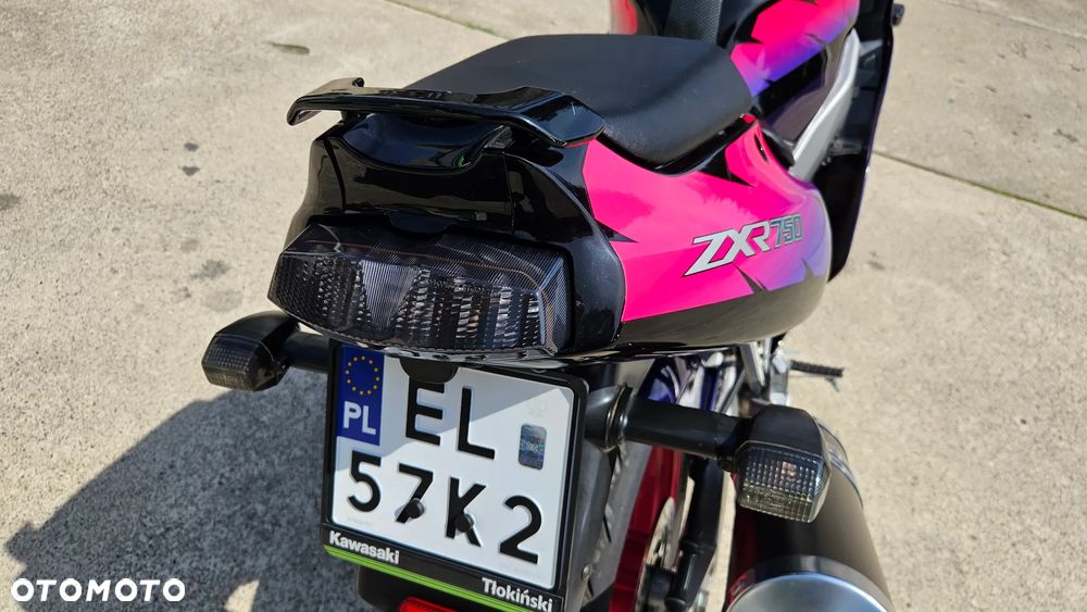 Kawasaki ZXR - 11