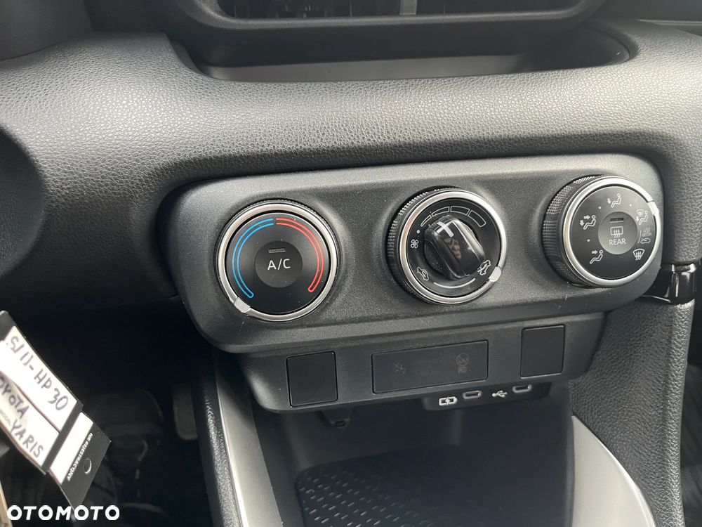 Toyota Yaris 1.5 Style - 16