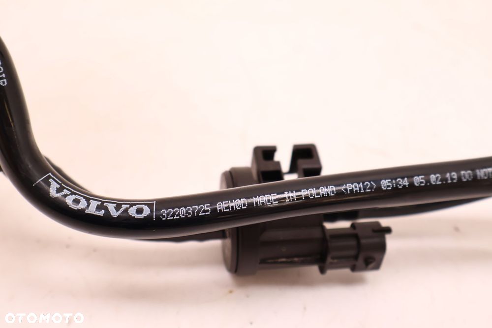 VOLVO XC60 II 2.0 T8 PRZEWÓD PALIWA 32203725, 31669077 - 5