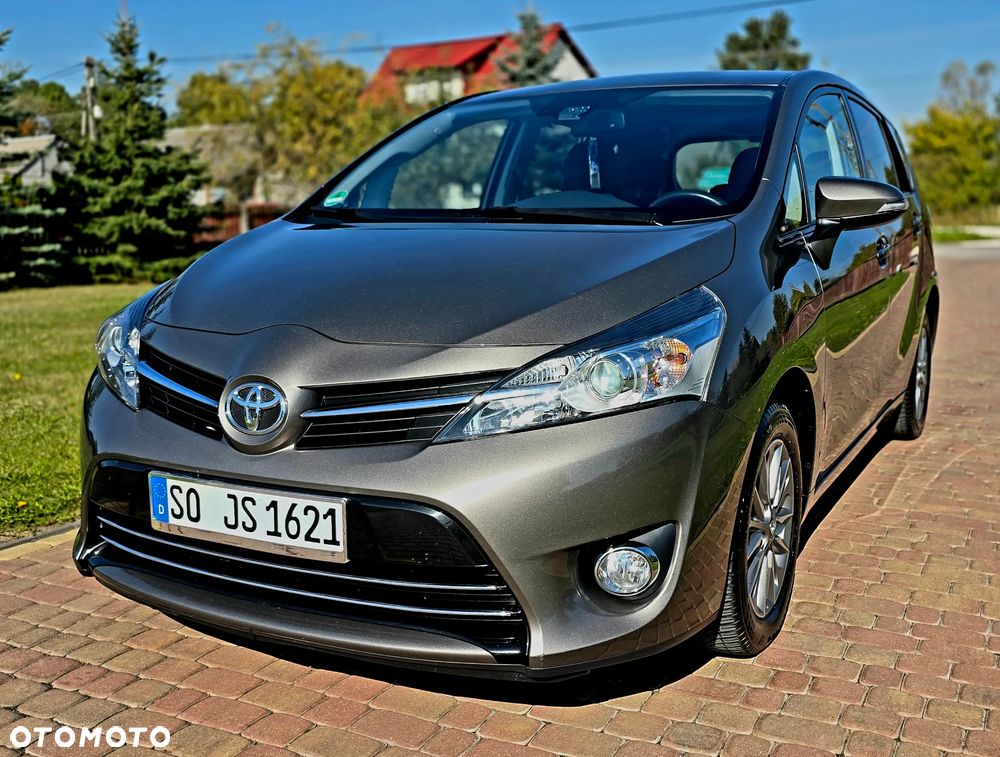 Toyota Verso - 13