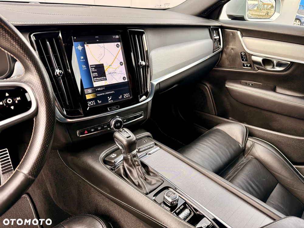 Volvo V90 T4 R-Design - 25