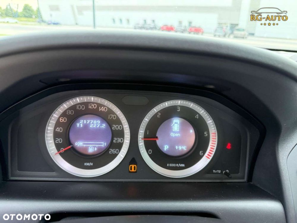 Volvo XC 60 - 36