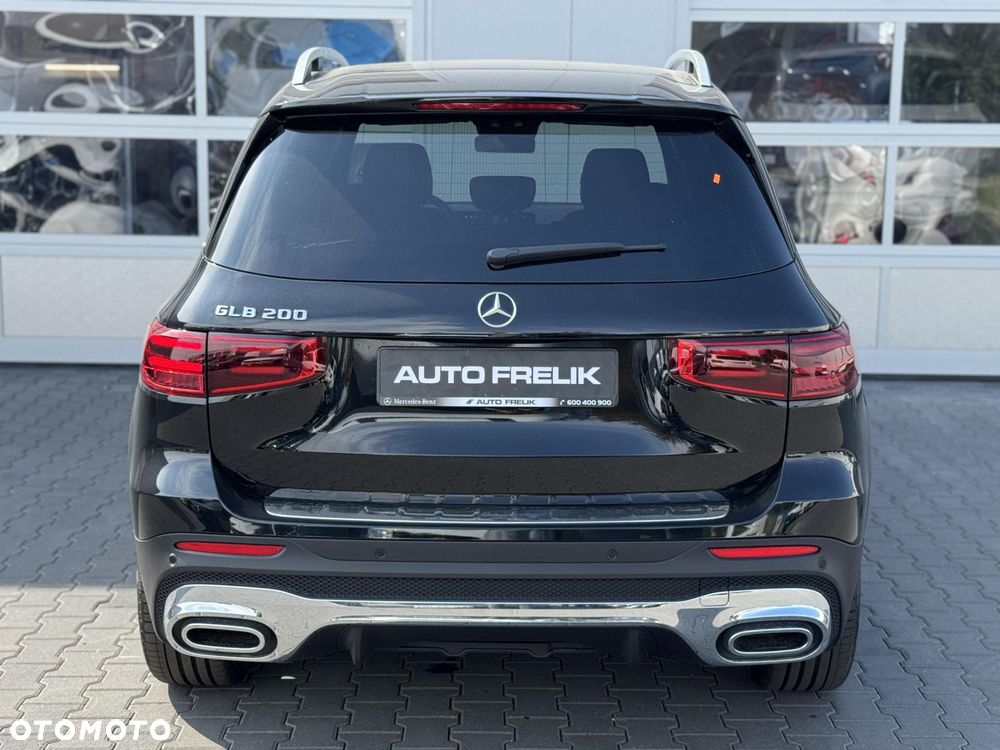 Mercedes-Benz GLB 200 AMG Line 7G-DCT - 10