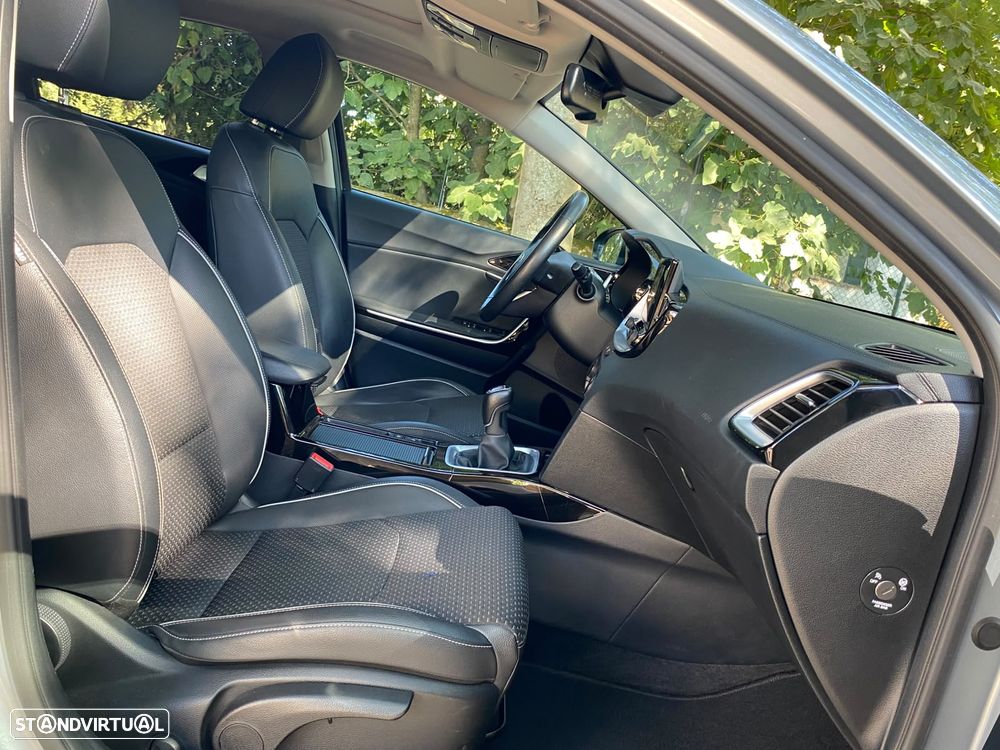 Kia XCeed 1.6 CRDi Tech+SRF - 28