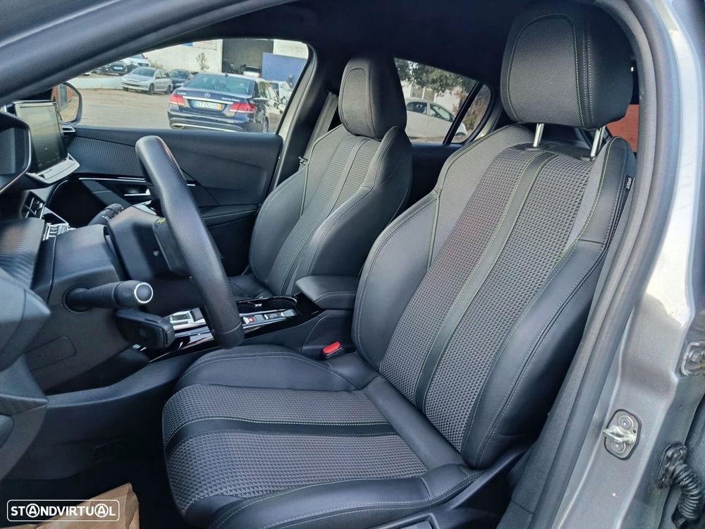 Peugeot e-208 50 kWh GT - 8