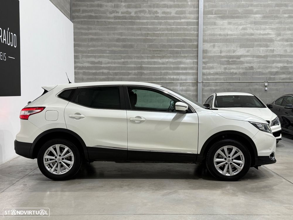 Nissan Qashqai 1.5 dCi N-Connecta - 25