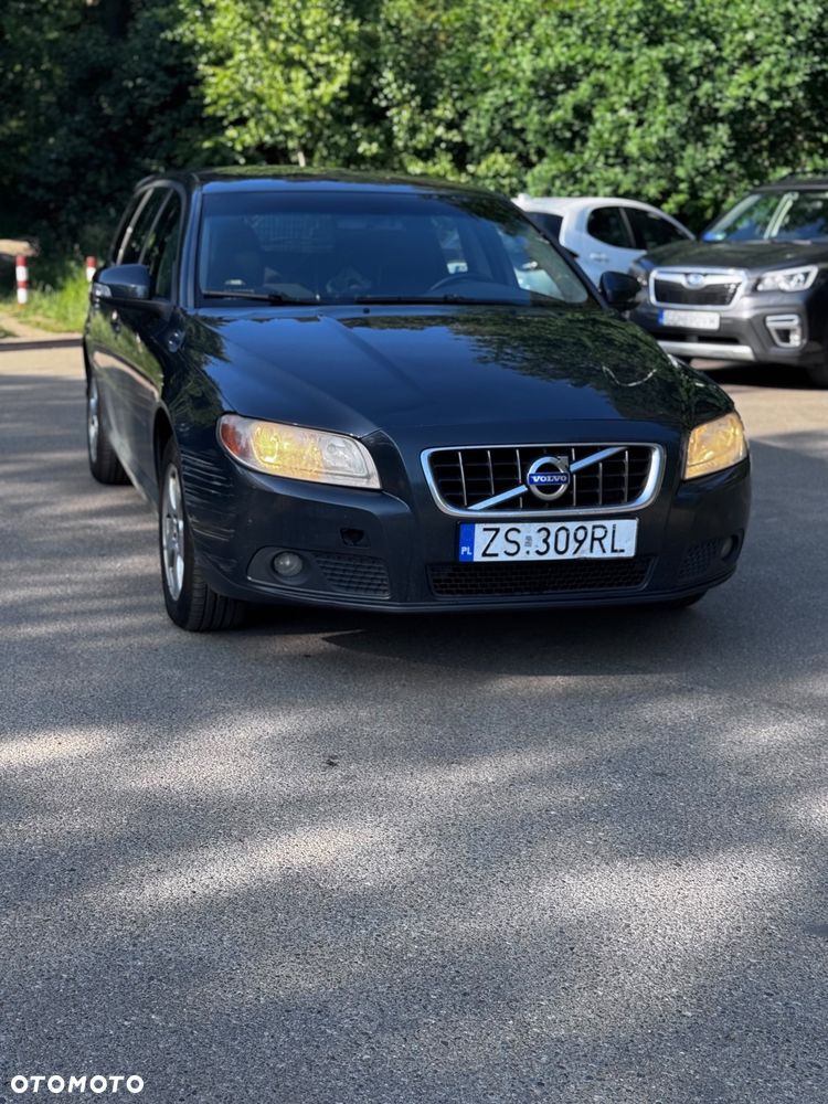 Volvo V70 2.0D Kinetic - 1