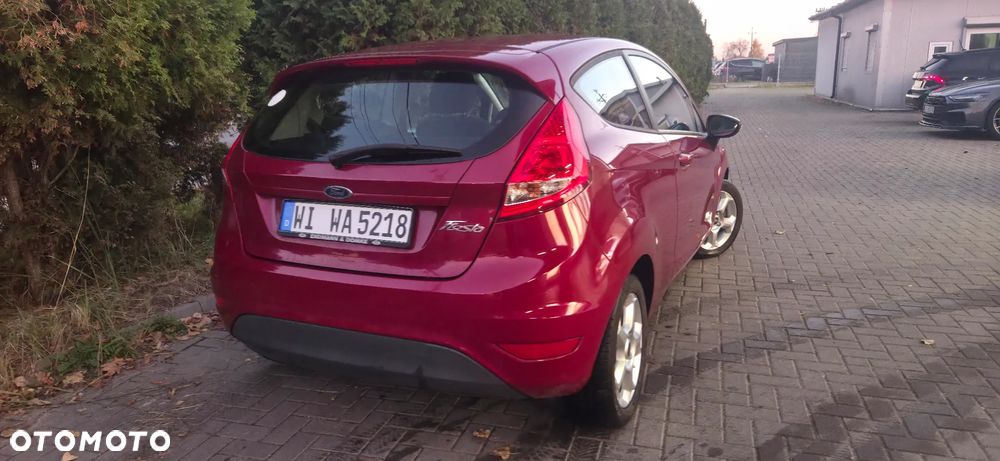 Ford Fiesta 1.25 Amber X - 11