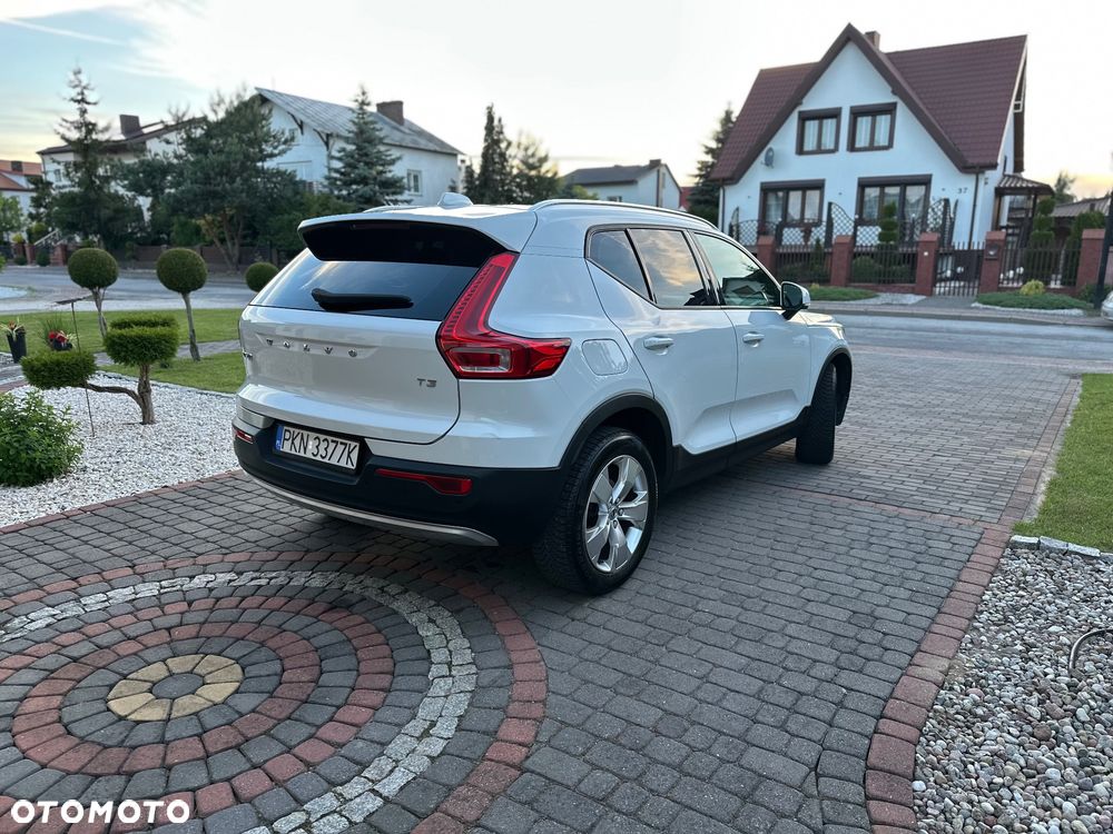 Volvo XC 40 T3 Geartronic Momentum - 12