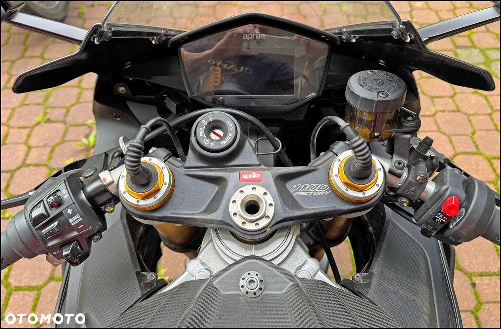 Aprilia RSV - 9