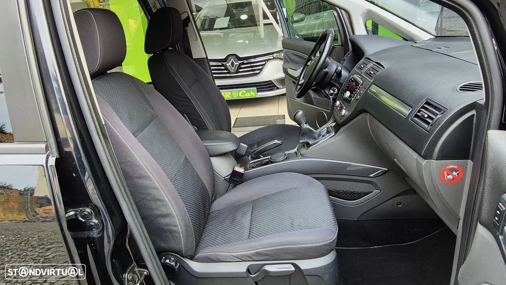 Ford C-Max 1.6 TDCi Titanium - 10