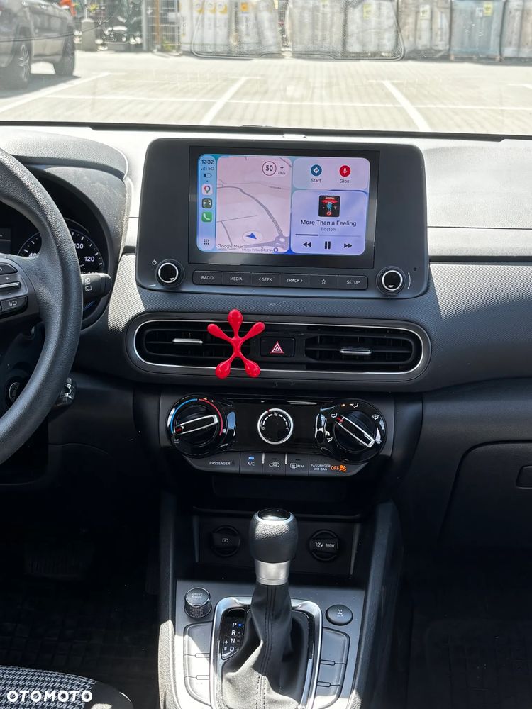 Hyundai Kona - 17