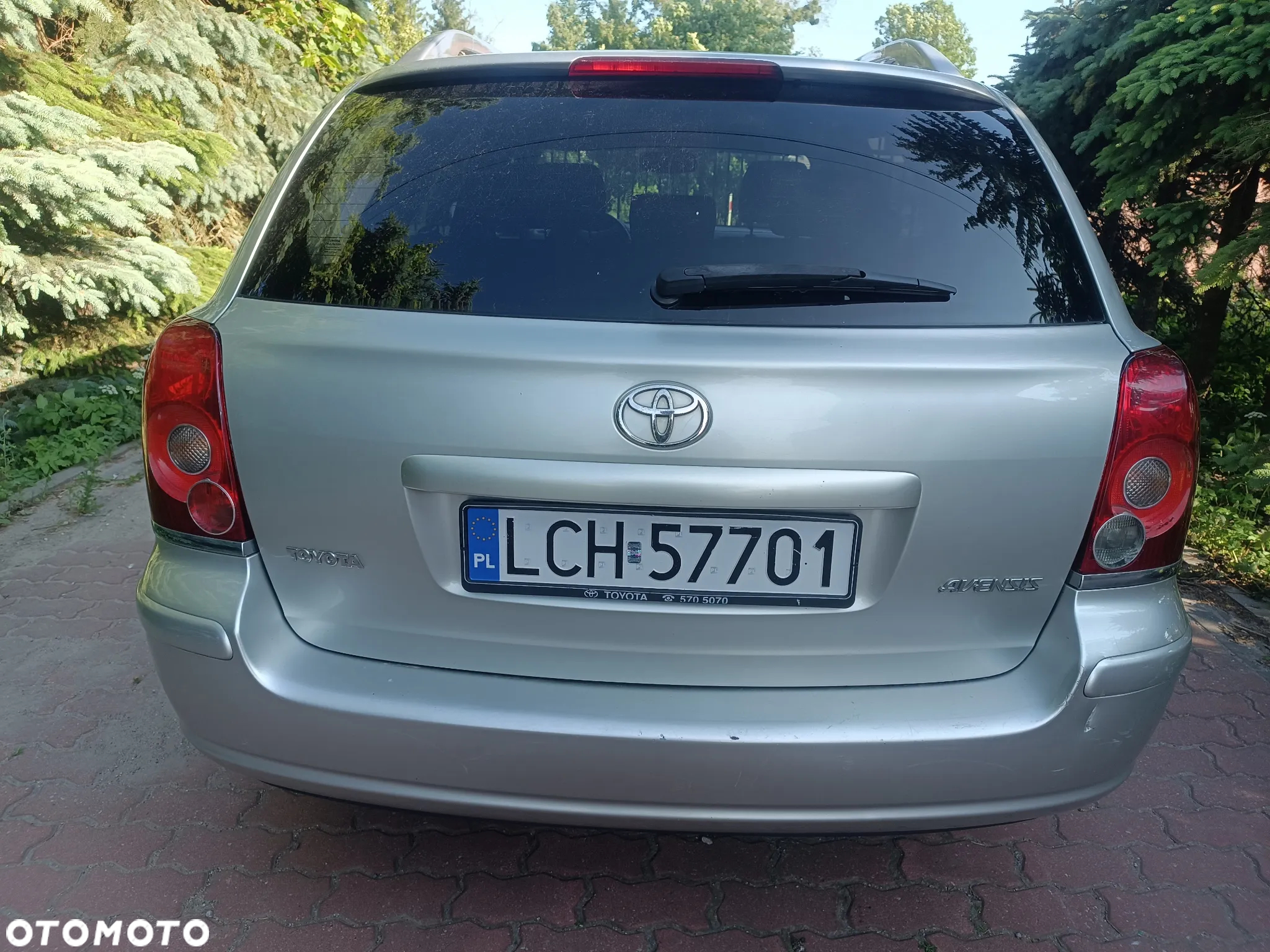 Toyota Avensis - 4