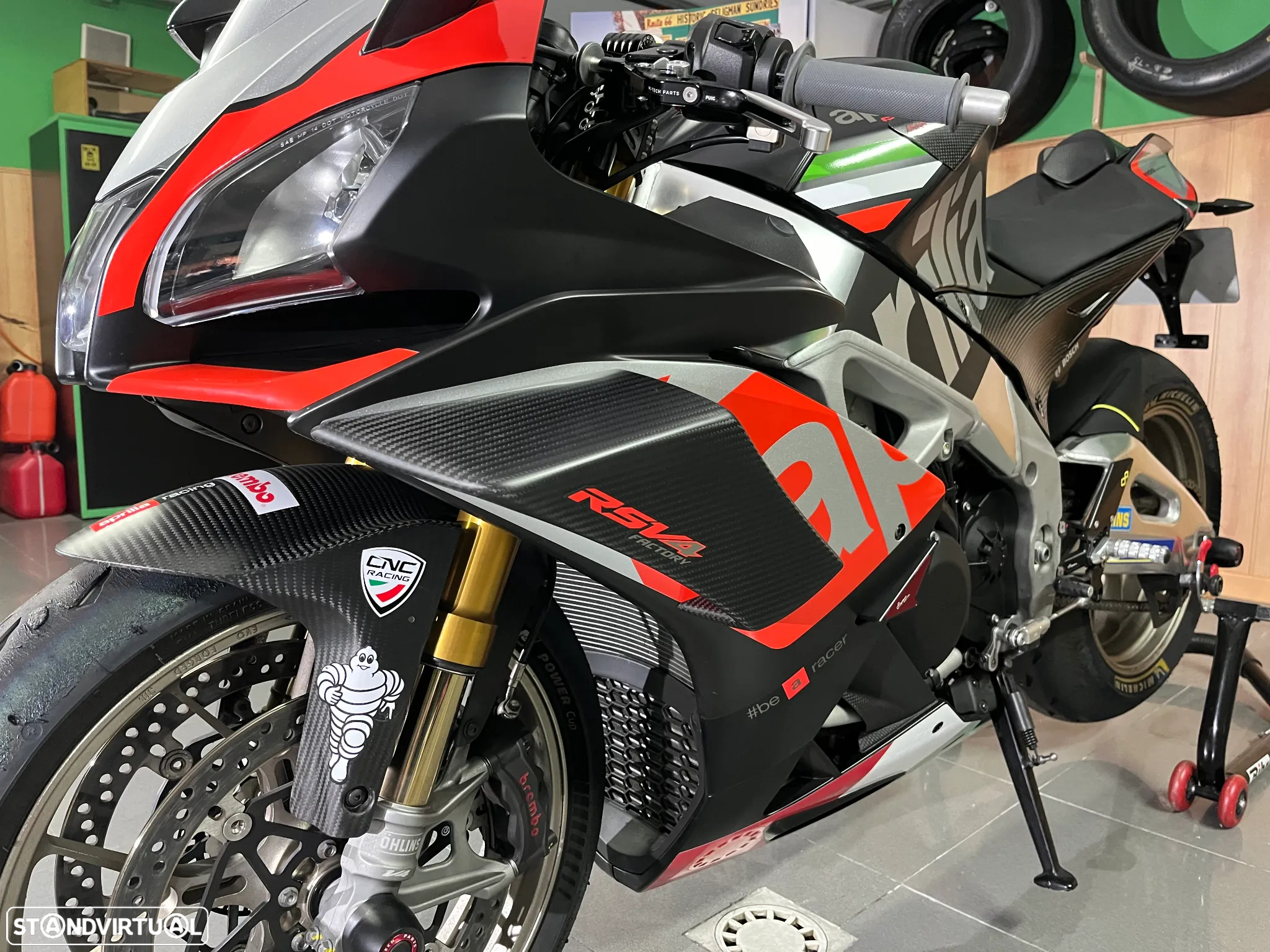 Aprilia RSV RSV4 Factory Super Pole - 6