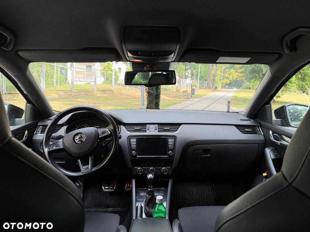 Skoda Octavia 2.0 TDI RS DSG - 23