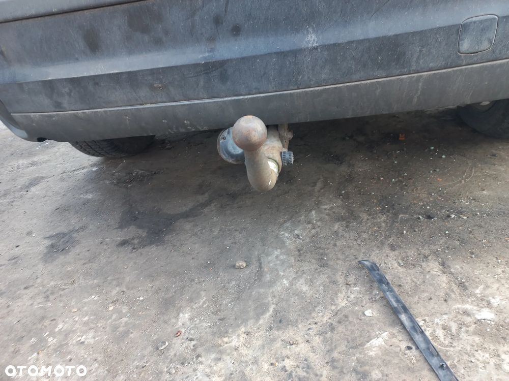 Ford Focus mk2 05r hak holowniczy kompletny - 2